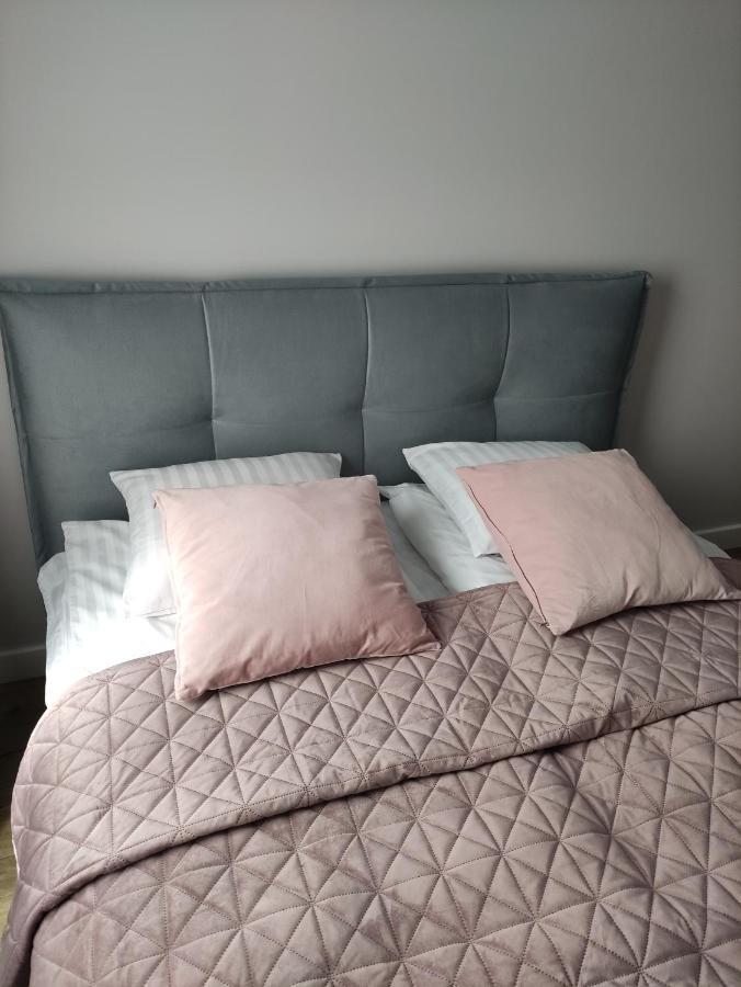 Appartement Enklawa Mielno Apartament Dwie Wody à Unieście Extérieur photo